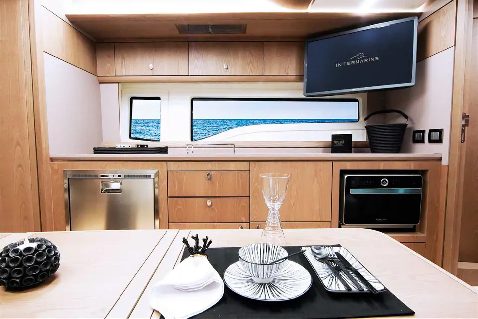 Intermarine 58 Offshore — foto 10 de 11