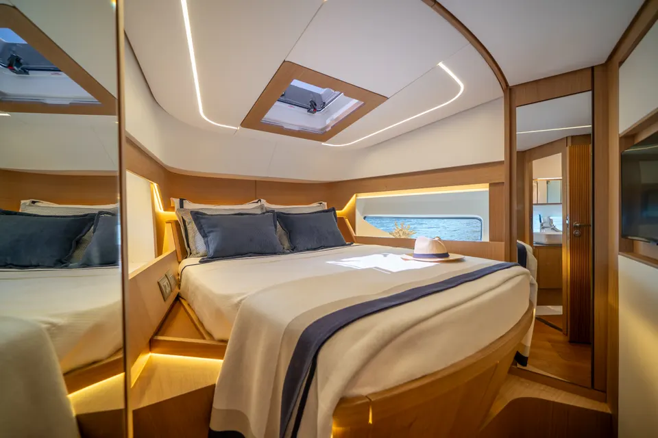Intermarine 60 — foto 17 de 31
