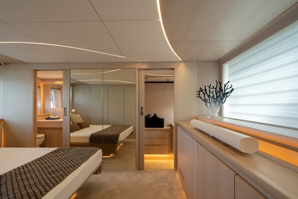 Intermarine 640HDF — foto 8 de 38