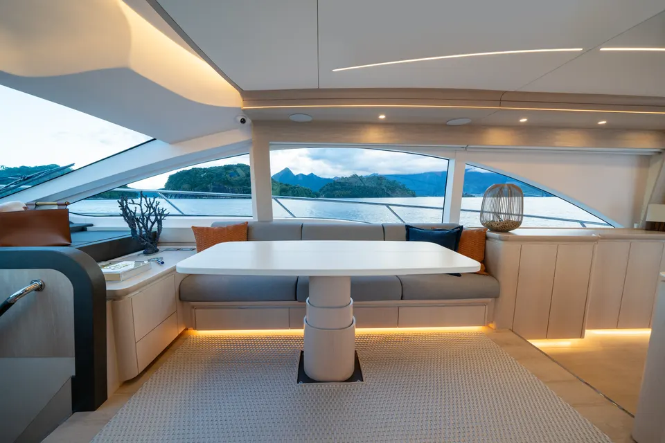Intermarine 640HDF — foto 34 de 38